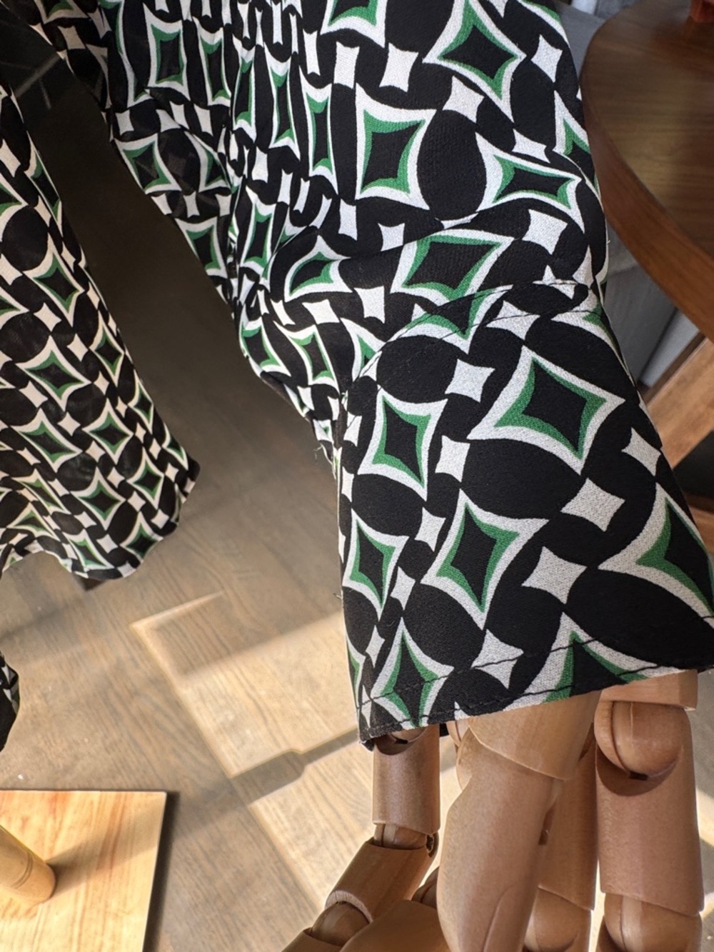 Anne Klein Black & White Geometric Button-Down Blouse - Picture 3 of 6